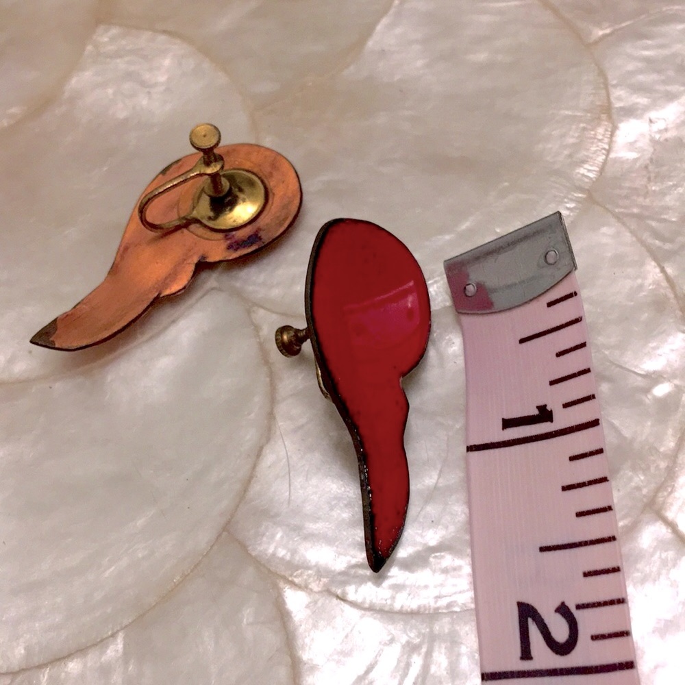 VTG💔”Broken Heart” Enameled Copper Screw-back Earrings - Picture 3 of 5